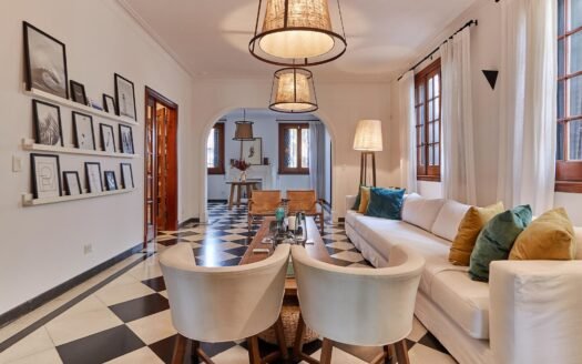 Chalet estilo inglés 6 ambientes en Olivos